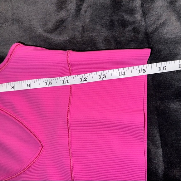 LULULEMON Power Pivot Sonic Pink Tank Top Ribbed Reversible EUC - Picture 6 of 6